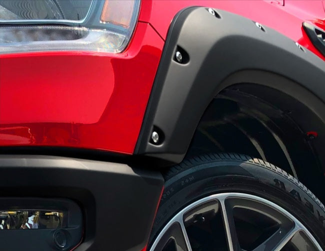 Salpicaderas Super Bolt para RAM 1500 DT 2019-2024