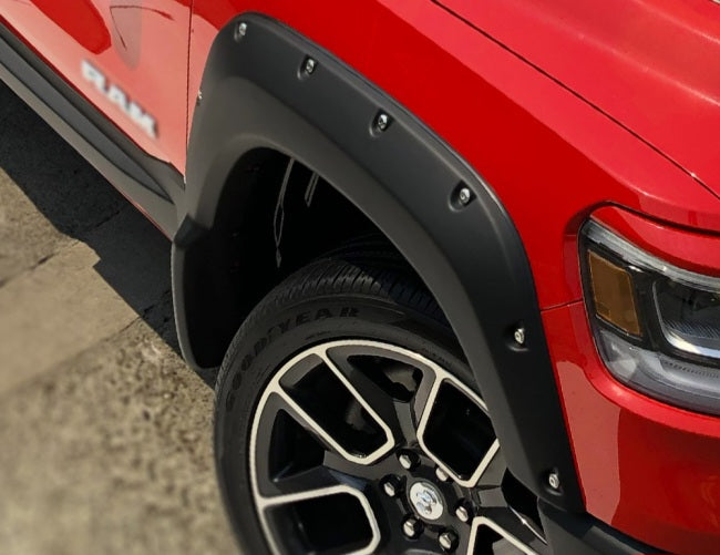 Salpicaderas Super Bolt para RAM 1500 DT 2019-2024