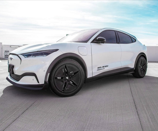Spoiler delantero negro brilloso para Ford Mach-E 2022-2025